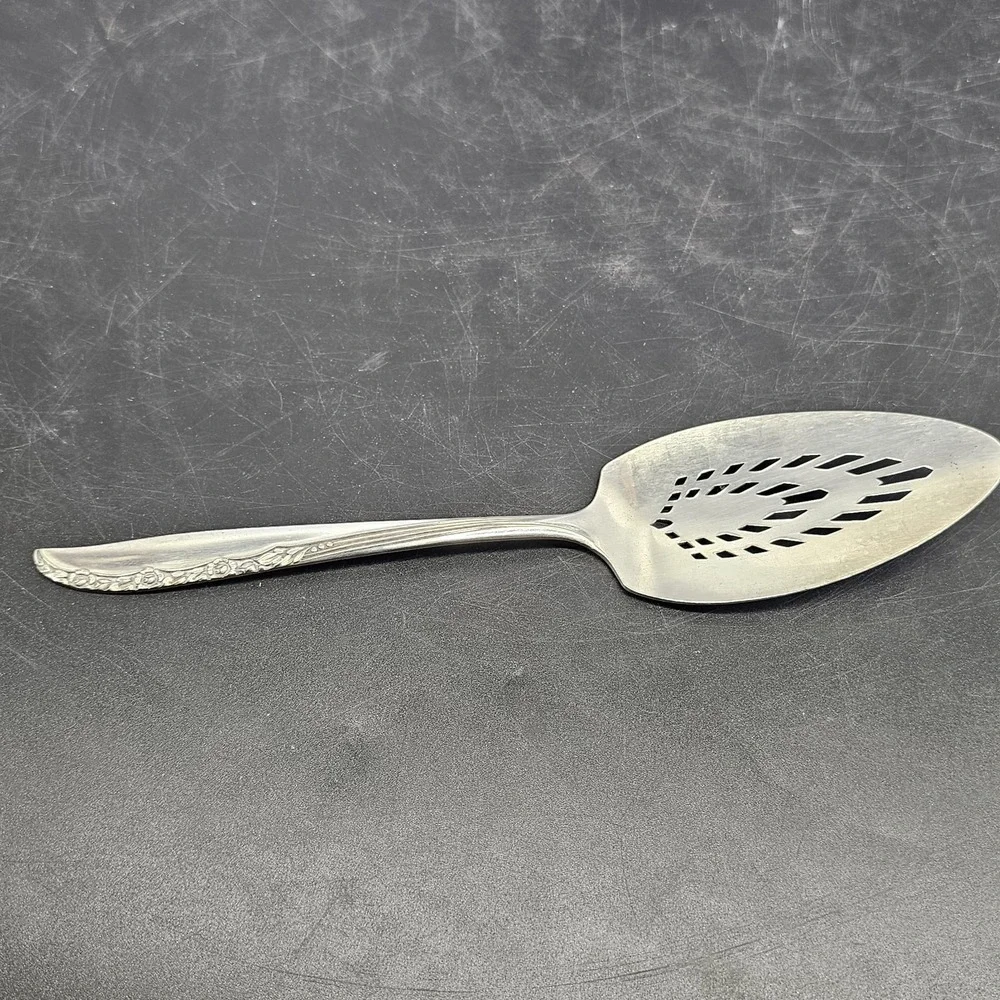 Vintage WM A ROGERS A1 PLUS ONEIDA SILVERPLATE 9.5
